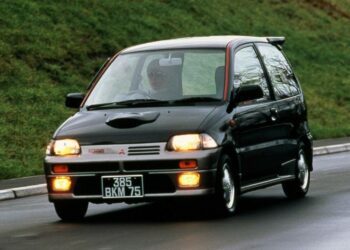 Mitsubishi Minica Dangan ZZ