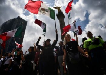 Mexico Judicial Overhaul Sparks Concern over Democratic Backsliding