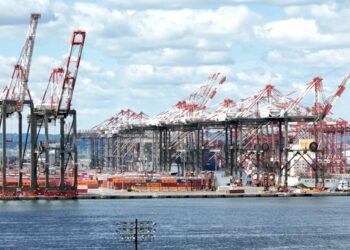 NJ-based union threatens strike to shut East Coast ports