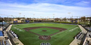 Check out the time-lapse video of Notre Dame baseball getting new turf