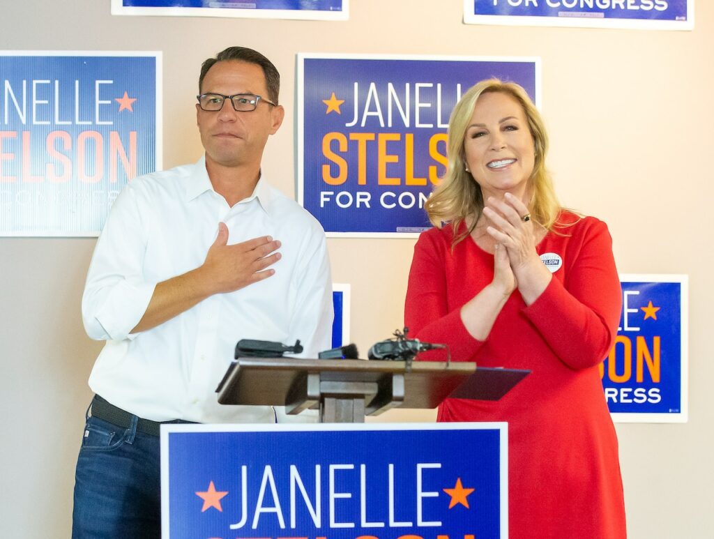 Pa. governor shows up for Scott Perry opponent Janelle Stelson’s event