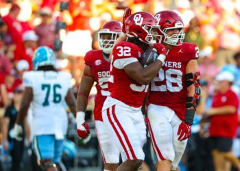 Previewing Oklahoma football versus Tennessee Vols