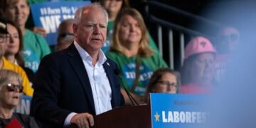 M Democratic vice presidential nominee Minnesota Gov. Tim Walz speaks at Laborfest on September 2, 2024 in Milwaukee, Wisconsin. (Photo by Jim Vondruska / GETTY IMAGES NORTH AMERICA / Getty Images via AFP)(Getty Images via AFP)