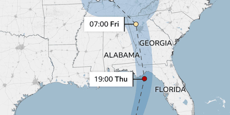 Graphic showing the forecast path of Hurricane Helene. As of 01:00 local time Thursday it was north of Mexico and heading north towards the US. It is due to become a category four hurricane at 19:00 local time on Thursday before making landfall in northern Florida shortly afterwards.