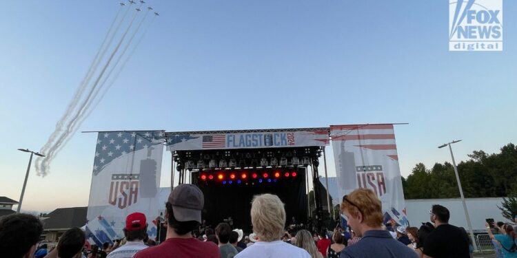 Chapel Hill students attend John Rich