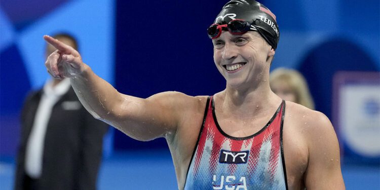 Katie Ledecky (USA) in the women’s 800-meter freestyle final during the Paris 2024 Olympic Summer Games at Paris La Défense Arena.