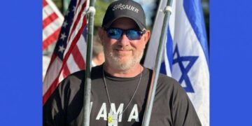 Watch: Pro-Hamas Man Shot at Pro-Israel Rally in Newton, Massachusetts | The Jewish Press - JewishPress.com | David Israel | 10 Elul 5784 – Friday, September 13, 2024