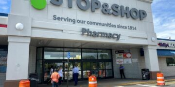 Stop & Shop Hosts Cigarette Buyback