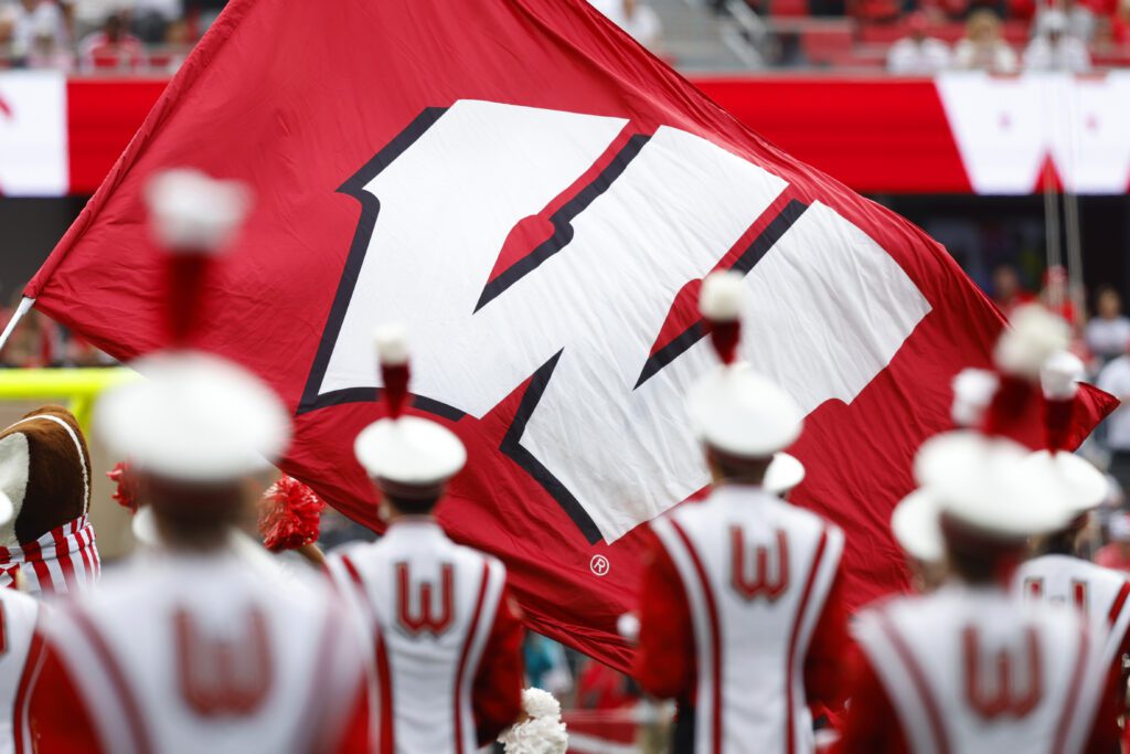 Wisconsin game-by-game schedule record prediction after Alabama loss