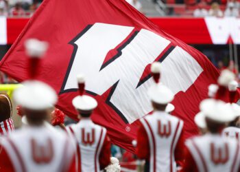 Wisconsin game-by-game schedule record prediction after Alabama loss